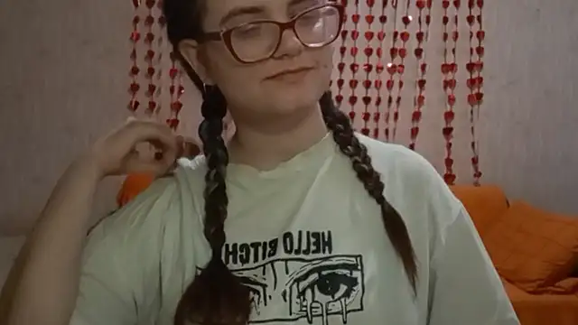 Miyabeee online show from March 17, 7:23 am