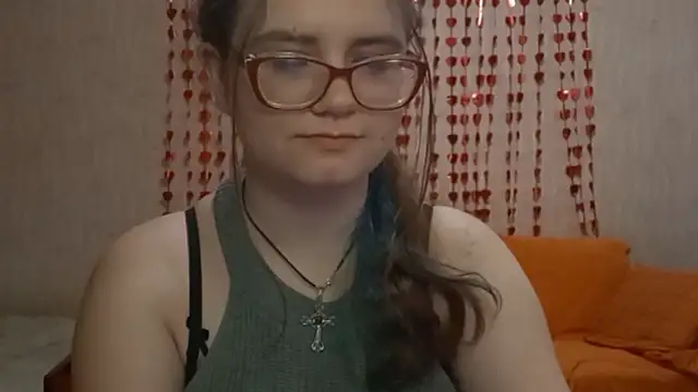 Snapshot of Miyabeee chatting on May 26, 2:02 pm Miyabeee online show from May 26, 2:02 pm