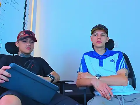 Thomas-Wil online show from February 1, 4:55 am