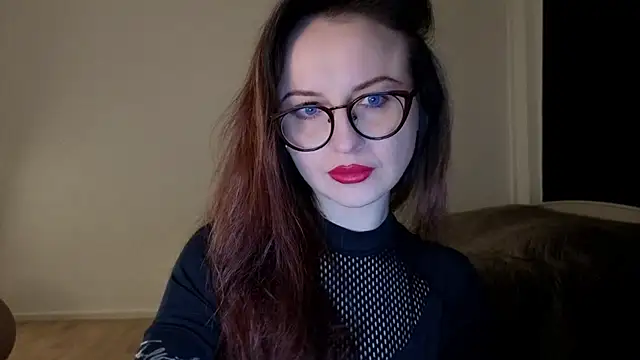 Snapshot of Satin_Sin chatting on March 22, 6:33 pm Satin Sin online show from March 22, 6:33 pm