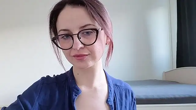 Snapshot of Satin_Sin chatting on April 7, 5:13 pm Satin Sin online show from April 7, 5:13 pm