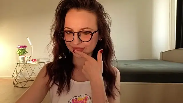 Snapshot of Satin_Sin chatting on May 4, 5:09 pm Satin Sin online show from May 4, 5:09 pm