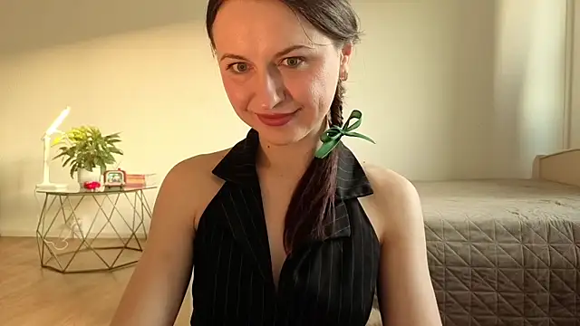 Snapshot of Satin_Sin chatting on May 24, 6:13 pm Satin Sin online show from May 24, 6:13 pm