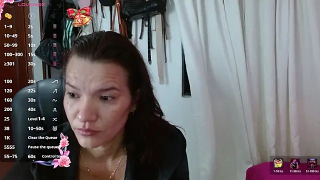 Scarlett 3X online show from January 18, 9:35 am