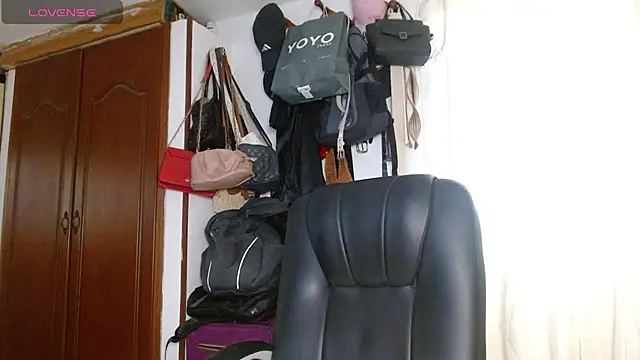 Scarlett 3X online show from March 20, 11:15 am