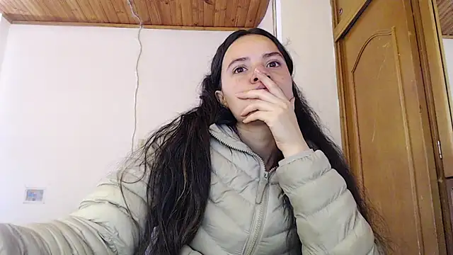 Shanel Lozano online show from April 30, 4:02 pm