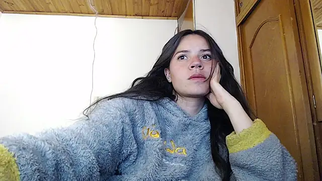 Shanel Lozano online show from May 11, 2:39 am
