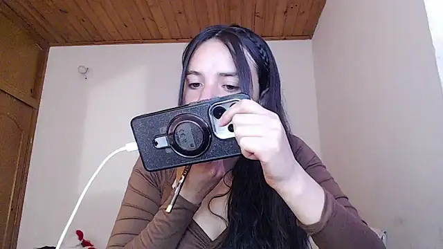 Shanel Lozano online show from May 31, 4:03 pm