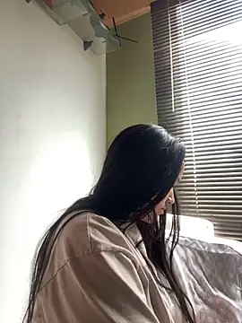 Veronica Wins  online show from February 15, 7:21 pm