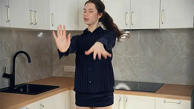 Snapshot of MargeLefevers chatting on January 13, 6:40 am MargeLefevers online show from January 13, 6:40 am