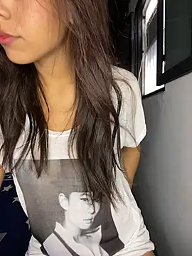 R4quell online show from February 9, 9:19 pm