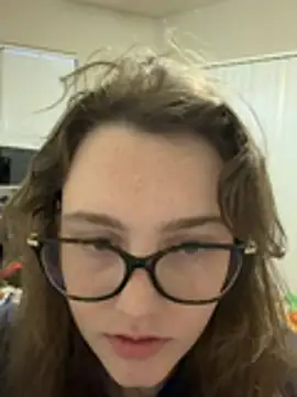 Snapshot of julia4thewin chatting on March 19, 11:53 pm julia4thewin online show from March 19, 11:53 pm