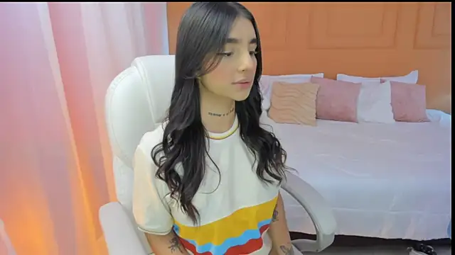 Abriil cutee online show from June 13, 2:15 pm