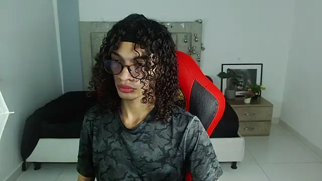 Axel fox77 online show from January 18, 11:30 pm