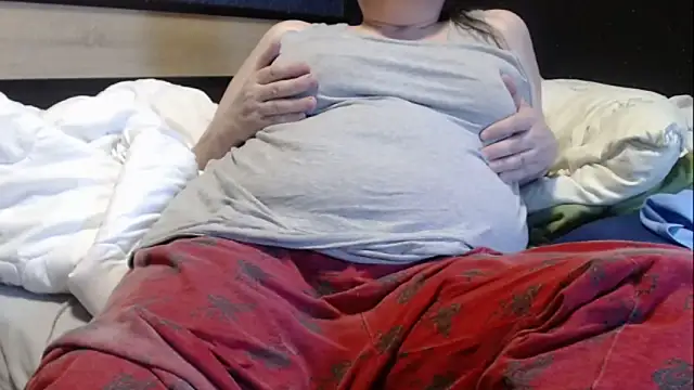 Snapshot of Santanna77 chatting on February 15, 1:38 pm Santanna77 online show from February 15, 1:38 pm