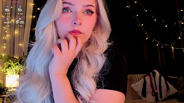 ShyniAlice online show from June 20, 4:04 am