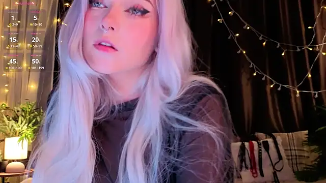ShyniAlice online show from June 26, 3:55 am