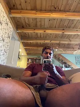 Snapshot of Axel_black10 chatting on March 9, 11:03 am Axel black10 online show from March 9, 11:03 am