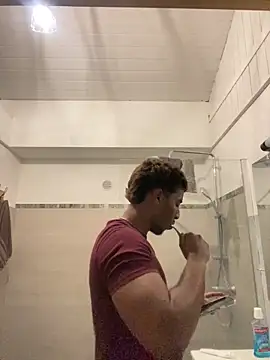 Snapshot of Axel_black10 chatting on March 13, 11:00 pm Axel black10 online show from March 13, 11:00 pm