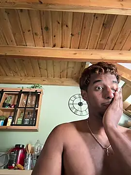 Snapshot of Axel_black10 chatting on March 26, 8:31 am Axel black10 online show from March 26, 8:31 am