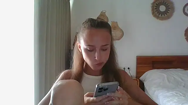 Nyvoria online show from March 14, 3:23 am