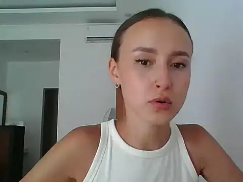 Nyvoria online show from March 27, 8:26 am