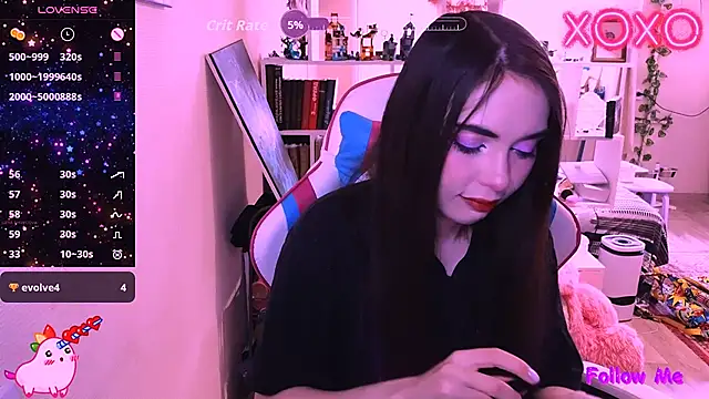 Snapshot of SiaCutie chatting on April 15, 9:05 am SiaCutie online show from April 15, 9:05 am