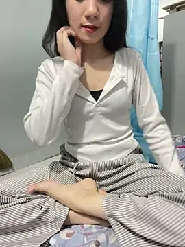 berry alma06 online show from January 18, 2:32 pm