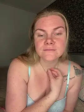 SexyBlondJoanna online show from February 19, 11:17 am