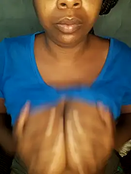 bigboobylicious online show from February 7, 4:05 am