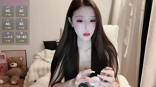 tutu-l online show from June 7, 12:09 pm