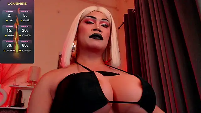 deliciousClaire online show from April 21, 7:28 pm