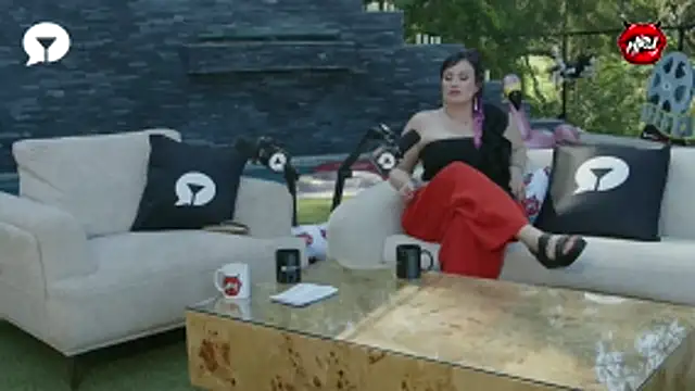 hollyrandall online show from February 27, 7:47 pm