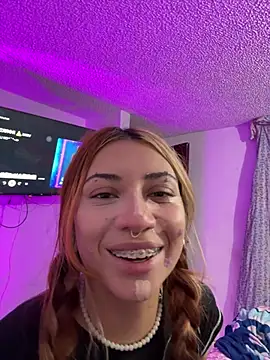 Snapshot of kittymiauu444 chatting on May 10, 4:50 am kittymiauu444 online show from May 10, 4:50 am