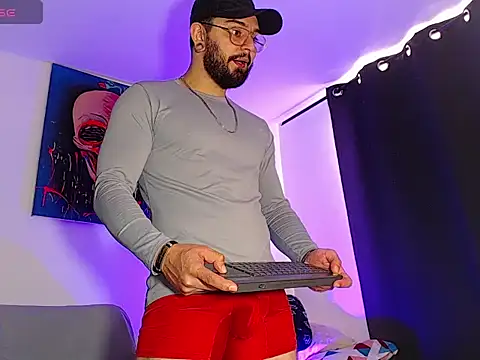 Axel Stton online show from July 30, 1:43 pm