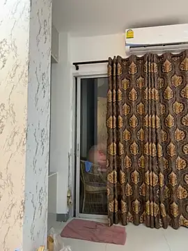 Snapshot of Ponthip chatting on February 13, 5:42 pm Ponthip online show from February 13, 5:42 pm