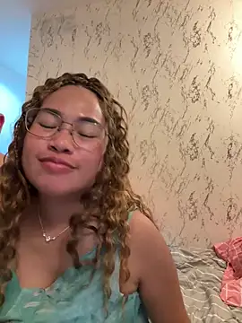 Snapshot of Ponthip chatting on February 14, 6:26 pm Ponthip online show from February 14, 6:26 pm