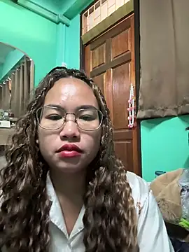 Snapshot of Ponthip chatting on February 20, 9:54 am Ponthip online show from February 20, 9:54 am