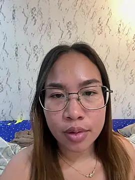 Snapshot of Ponthip chatting on March 7, 9:56 pm Ponthip online show from March 7, 9:56 pm