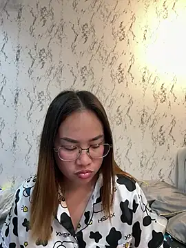 Snapshot of Ponthip chatting on March 10, 10:15 pm Ponthip online show from March 10, 10:15 pm