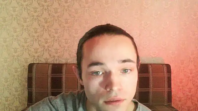 Snapshot of samsam66989 chatting on February 7, 9:02 am samsam66989 online show from February 7, 9:02 am