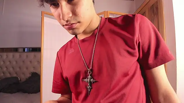 IamJuanJoc online show from June 20, 3:31 am