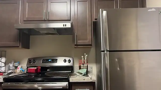 Snapshot of blondebunny999_999 chatting on February 24, 2:09 am blondebunny999 999 online show from February 24, 2:09 am