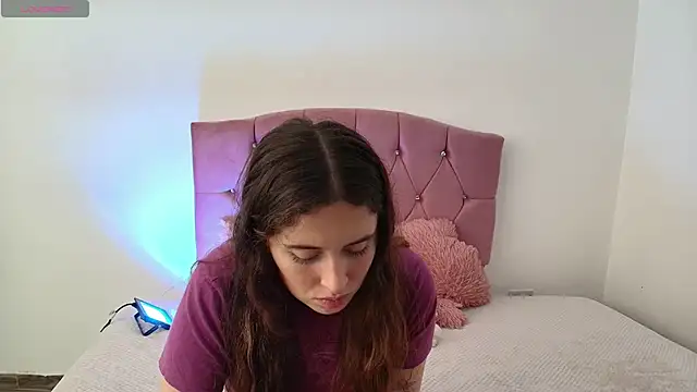 Cherry Boomxx online show from March 30, 6:09 pm