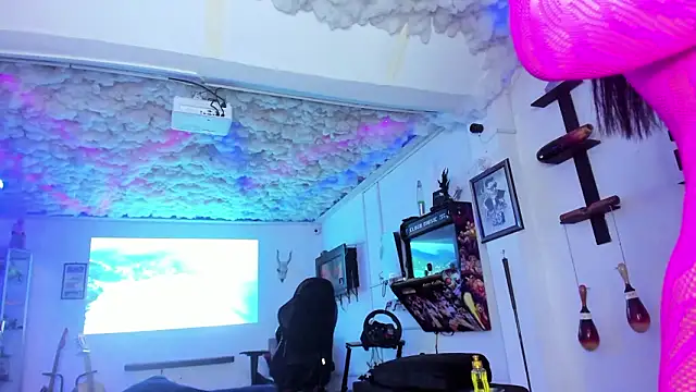 Kloe Cooper online show from February 10, 1:15 pm