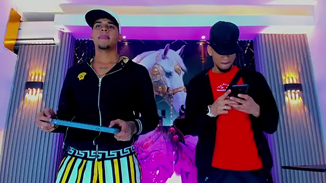 The Gods In Diamonds online show from January 13, 3:34 am