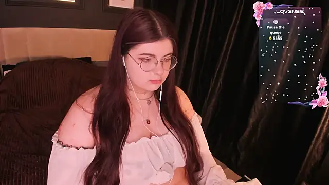 Snapshot of Siena_aa chatting on July 11, 7:05 pm Siena aa online show from July 11, 7:05 pm