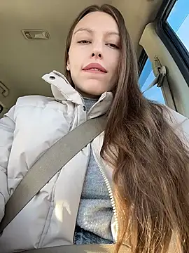 Snapshot of LeiaMood chatting on February 19, 5:36 am LeiaMood online show from February 19, 5:36 am