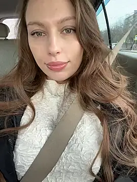 Snapshot of LeiaMood chatting on March 26, 5:24 am LeiaMood online show from March 26, 5:24 am