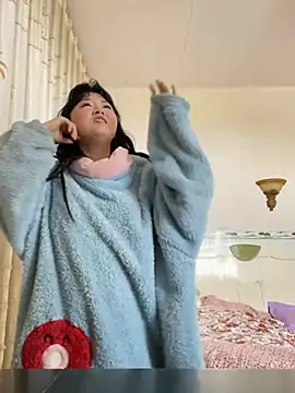 Snapshot of Mloy-01 chatting on February 20, 6:59 am Mloy-01 online show from February 20, 6:59 am